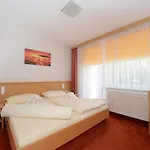 Strandhotel Faak Otel 4*