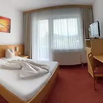 Strandhotel Faak 4* Faak am See