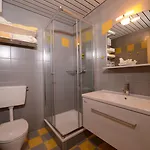 Strandhotel Faak Otel