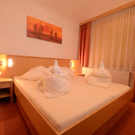 Strandhotel Faak فندق