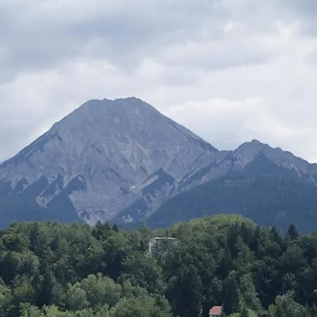 Szálloda Strandhotel Faak Faak am See