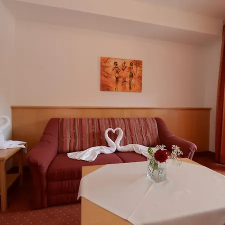 Strandhotel Faak فندق