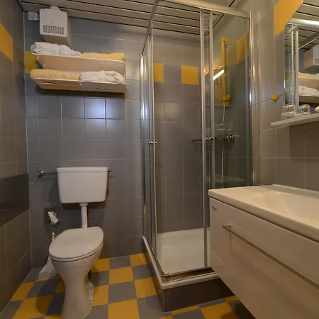 Strandhotel Faak מלון 4*