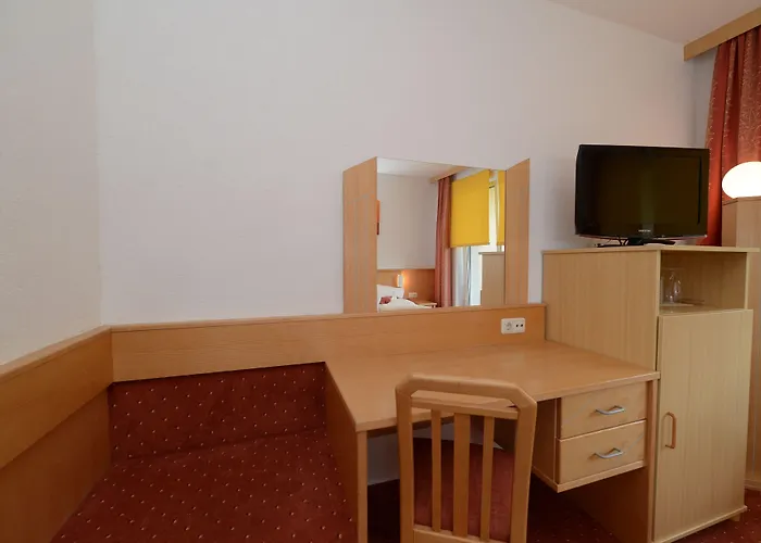 Strandhotel Faak Hotel