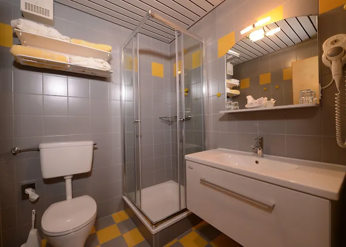 Strandhotel Faak Hotel