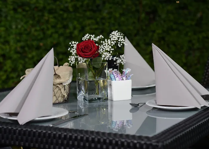 Hotel Strandhotel Faak 4*