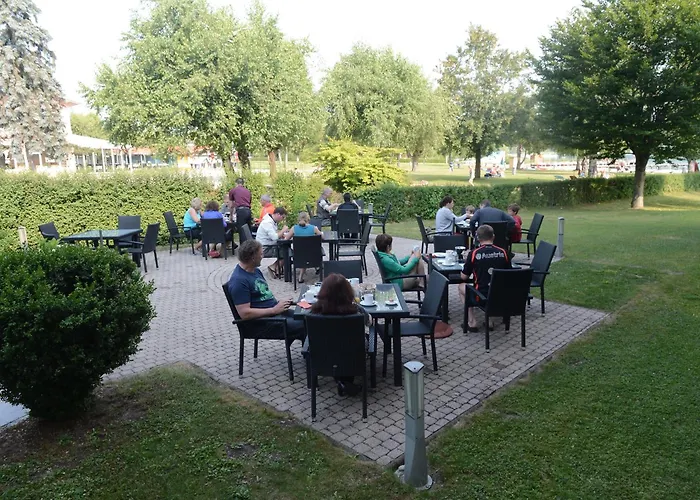 Strandhotel Faak Hotel