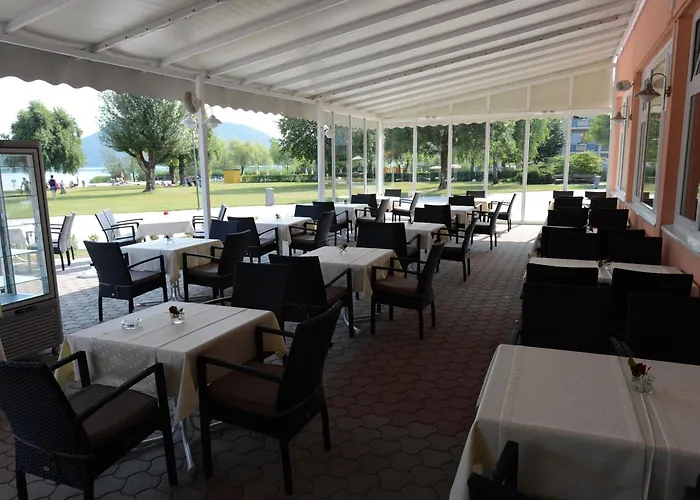 Hotel Strandhotel Faak 4*